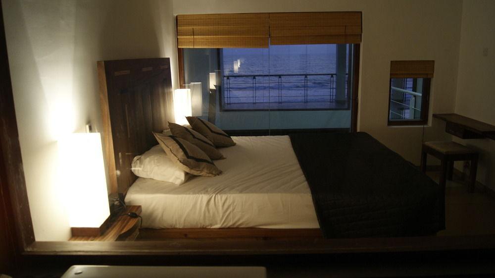 The Cove Hotel เนกอมโบ ภายนอก รูปภาพ