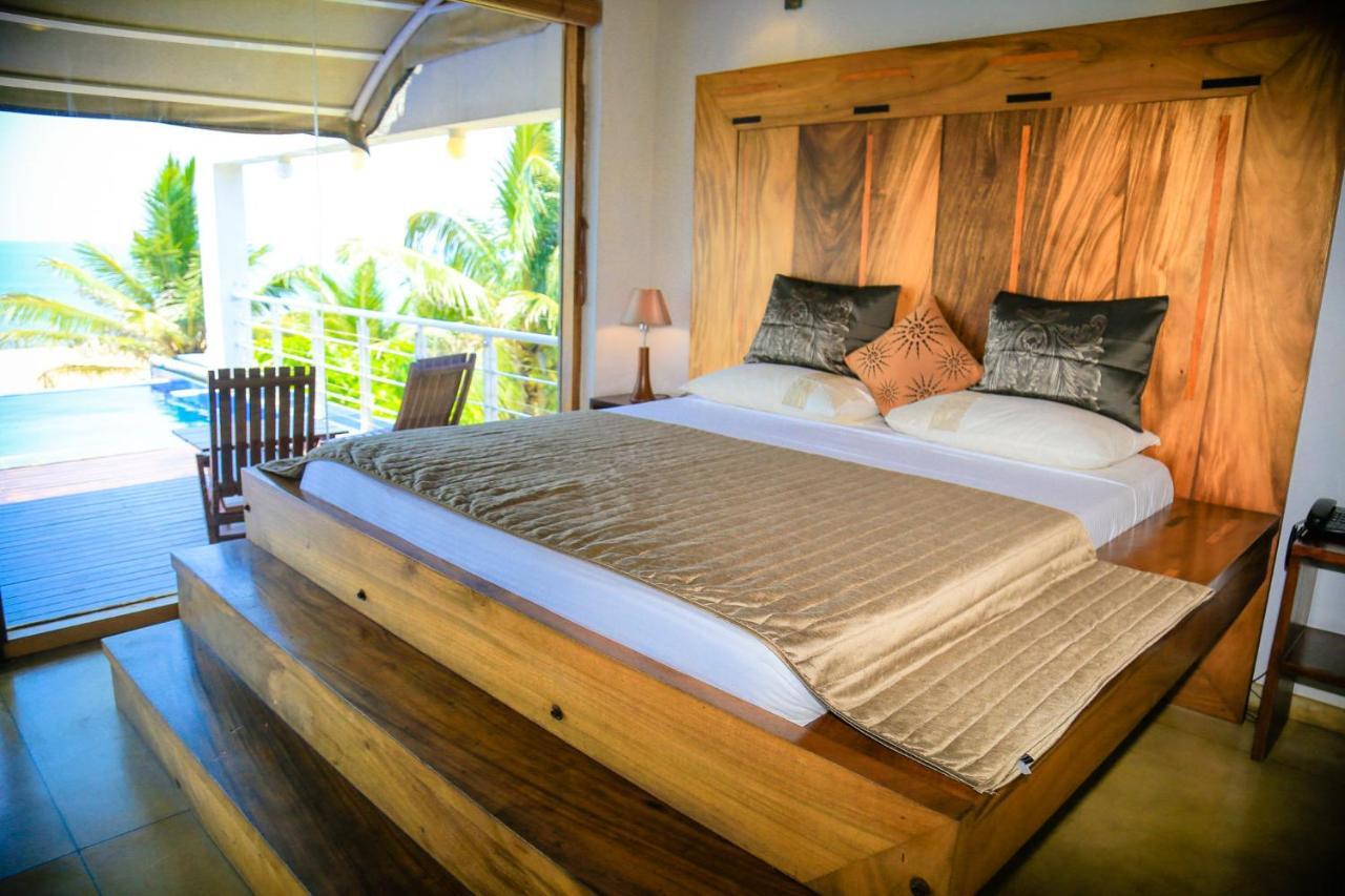 The Cove Hotel เนกอมโบ ภายนอก รูปภาพ